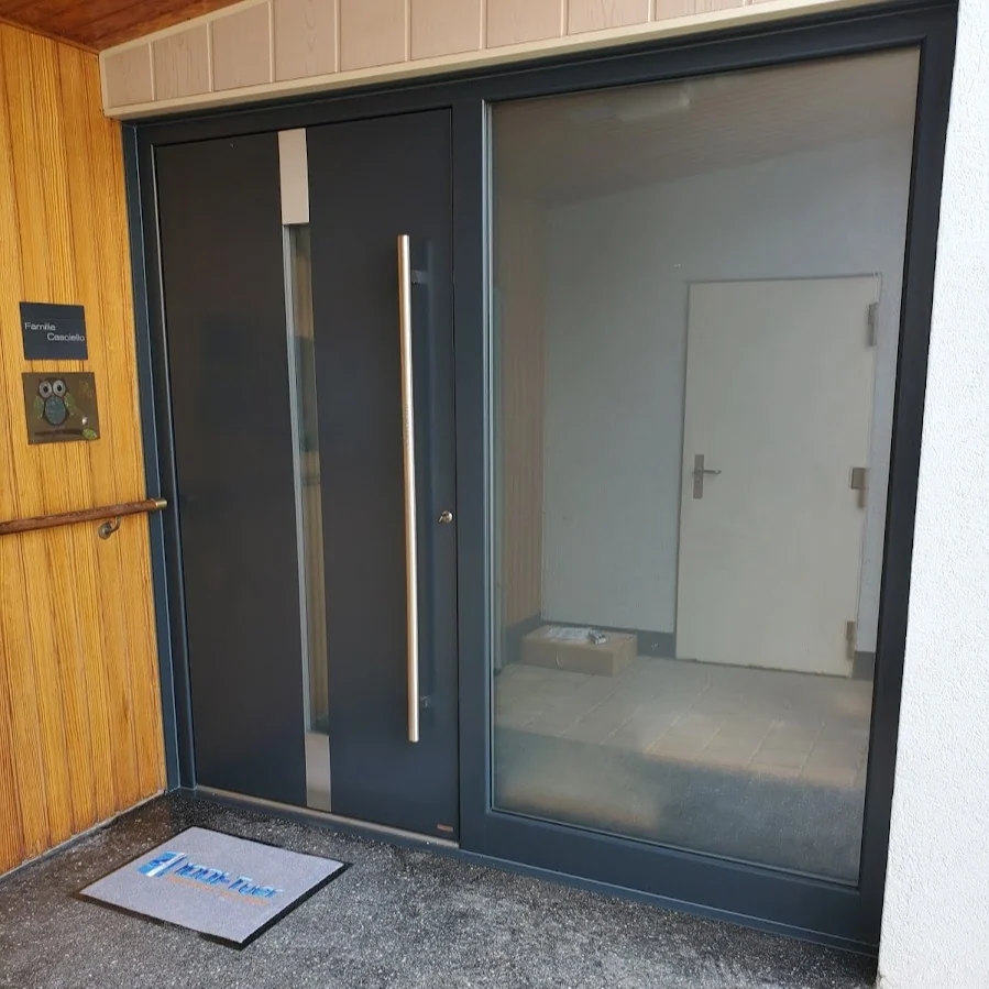 Inotherm Exclusiv, anthrazit, mit großem Klarglas-Seitenteil