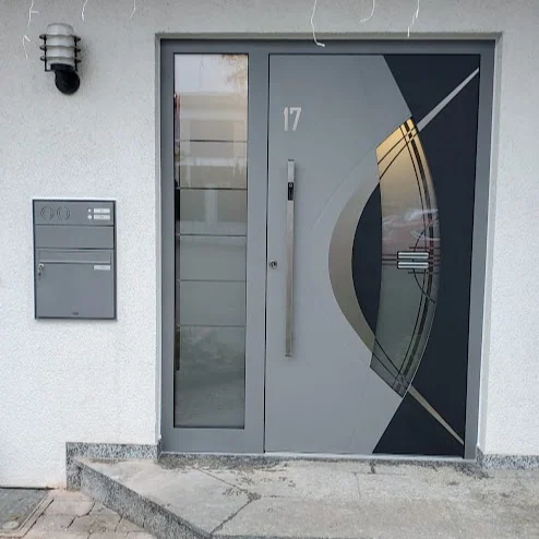 Pirnar Ultimum in Anthrazit/Blaugrau mit geschwungenem 3D-Dekor-Panel