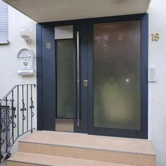 Inotherm Anthrazit mit großem Glasseitenteil (Altbau