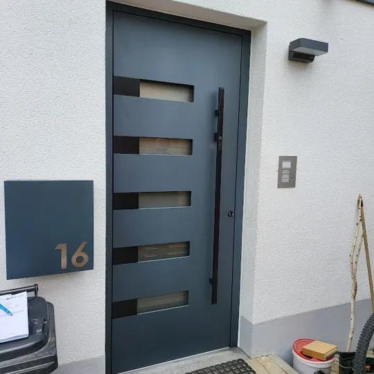 Inotherm Exclusiv Black Edition in RAL 7016 Anthrazitgrau