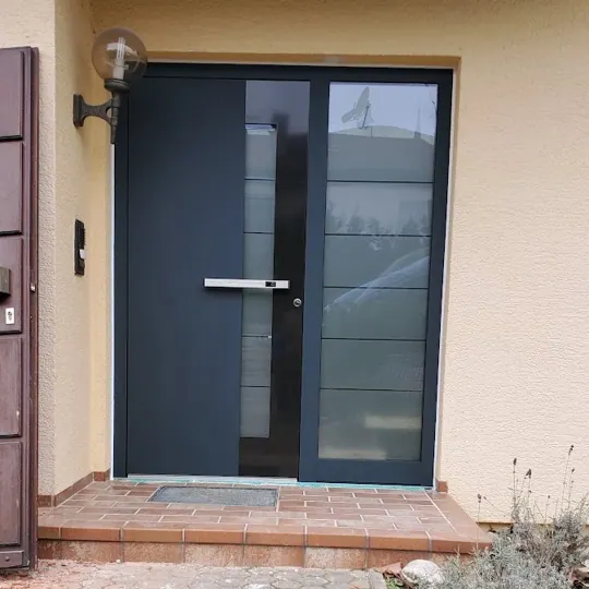 Inotherm Exclusiv in RAL 7021 Schwarzgrau