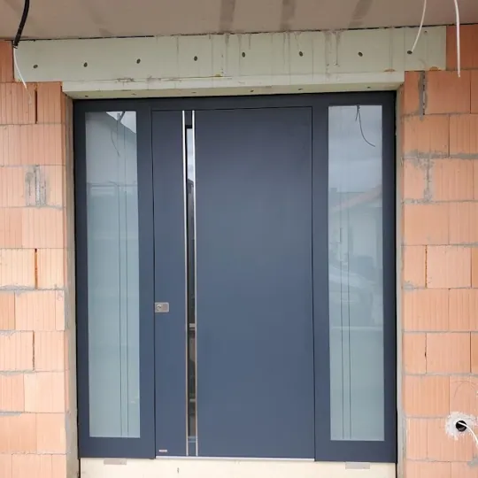 Pirnar, DB 703 mit beidseitigen Seitenteilen, Neubau