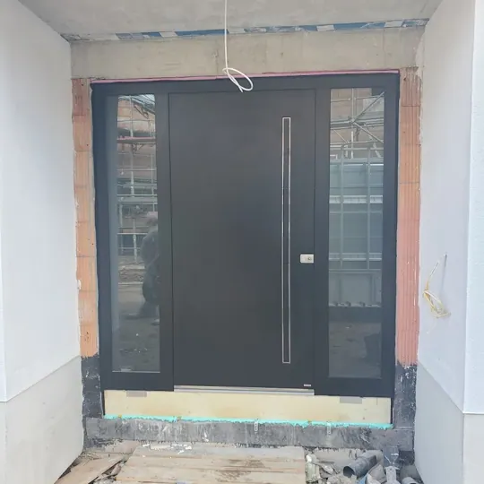 Pirnar Ultimum Pure in RAL 7021 Schwarzgrau